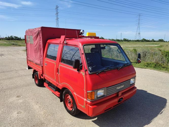 1992 mazda bongo in freeport, texas