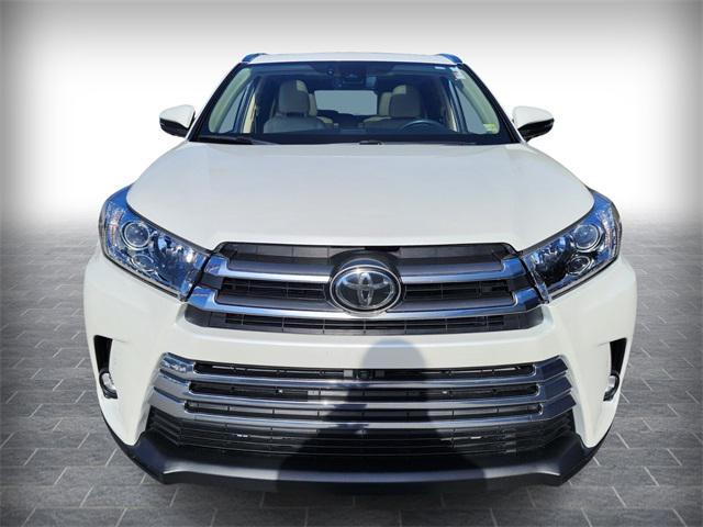 2019 toyota highlander limited