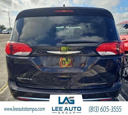 2017 chrysler pacifica touring-l