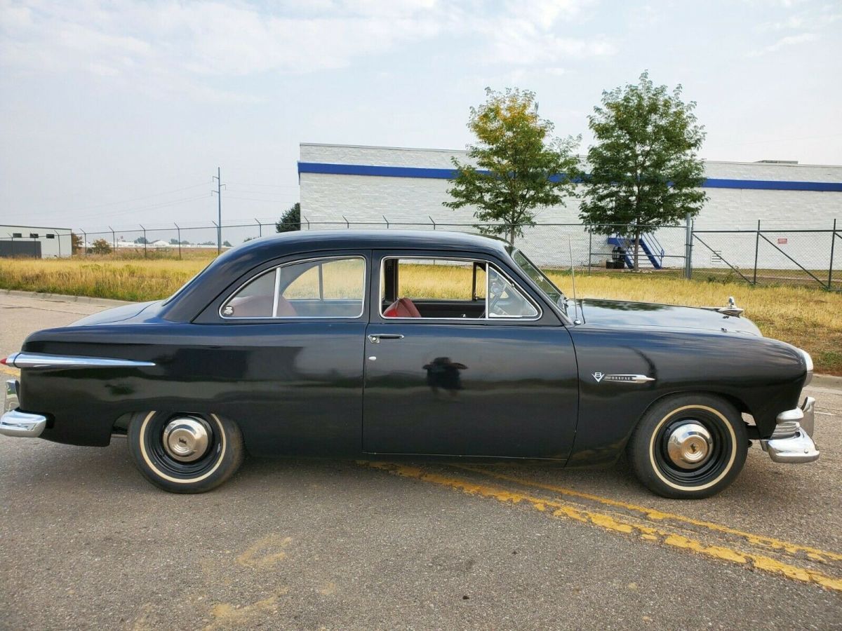 1951 51 ford tudor deluxe 2 door sedan shoebox lowered hot rod flathead shoe box