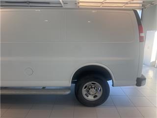 2022 Chevrolet Express 2500