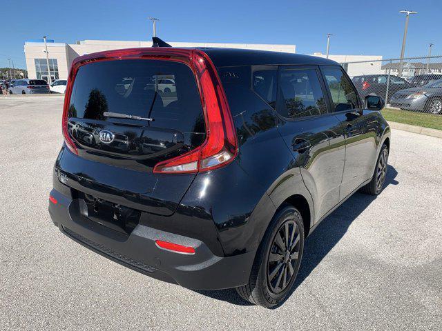 2021 kia soul lx