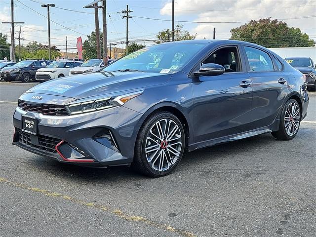 2022 kia forte gt