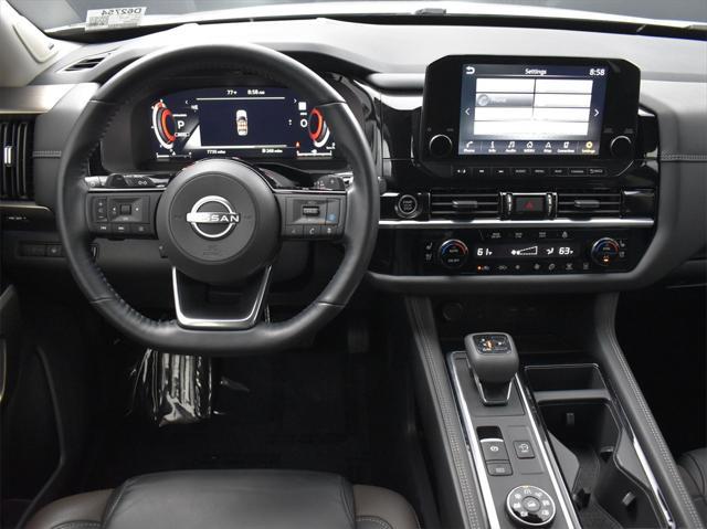 2023 nissan pathfinder platinum 4wd