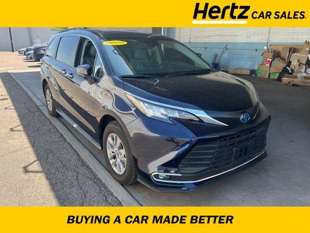2023 toyota sienna xle