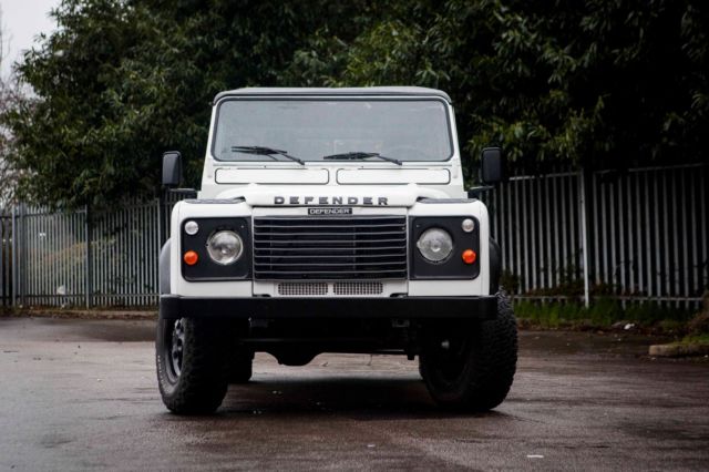1991 land rover defender 110 double cab / crew cab, pick up lhd white v8