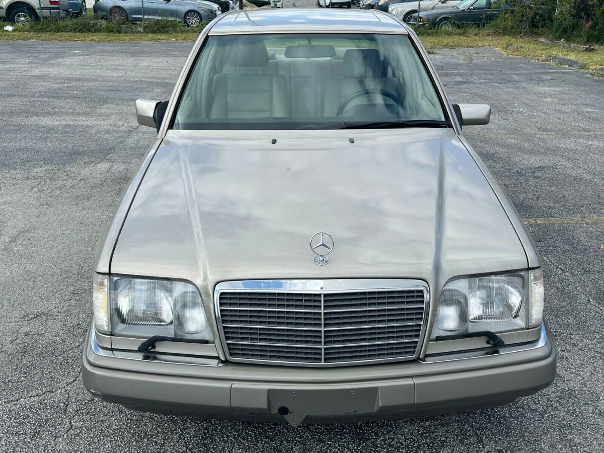 1994 mercedes-benz e-class e 320 4dr sedan automatic 4-speed rwd i6 3.2l