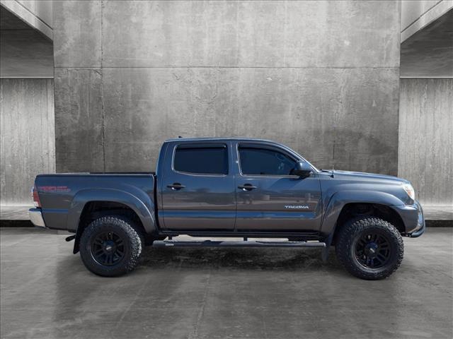 2014 toyota tacoma base