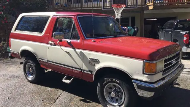 full size 4x4 classic bronco- 1990 ford bronco xlt 4x4