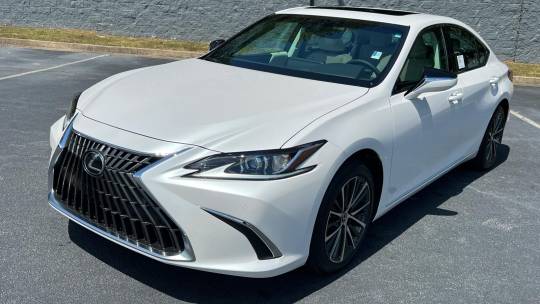 2025 Lexus ES