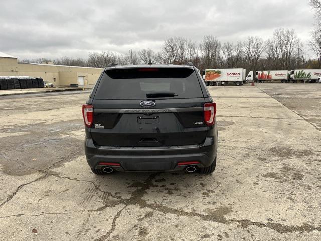 2018 ford explorer xlt