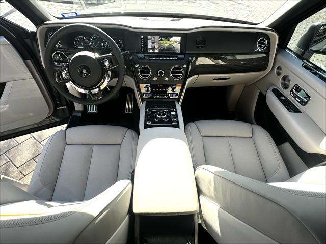 2023 rolls-royce cullinan black badge