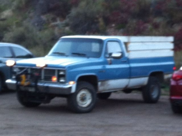 gmc ¾ ton truck with snowplow