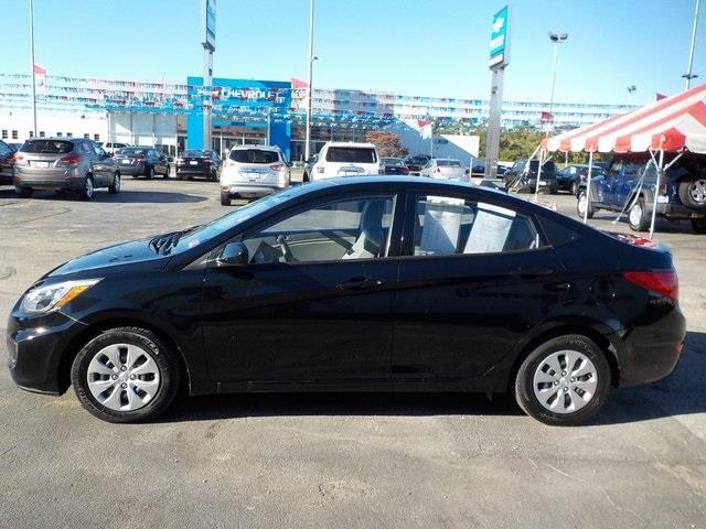 2016 hyundai accent se se 4dr sedan 6a for sale in huntington, west virginia