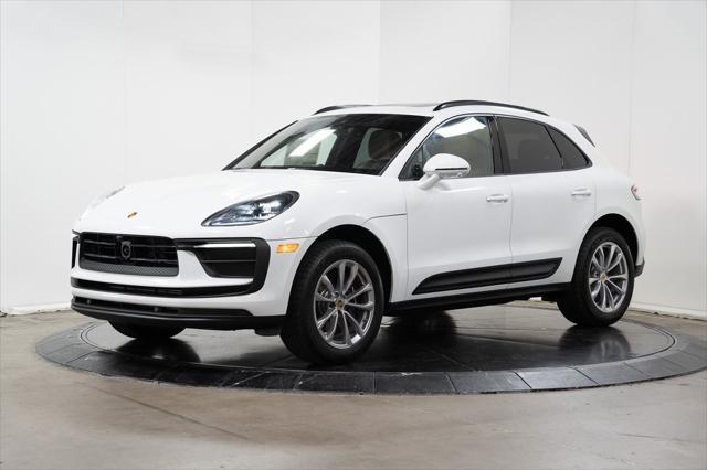 2024 porsche macan base