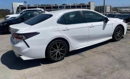2024 toyota camry