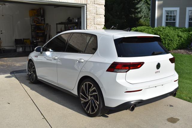 2022 volkswagen golf gti 2.0t autobahn