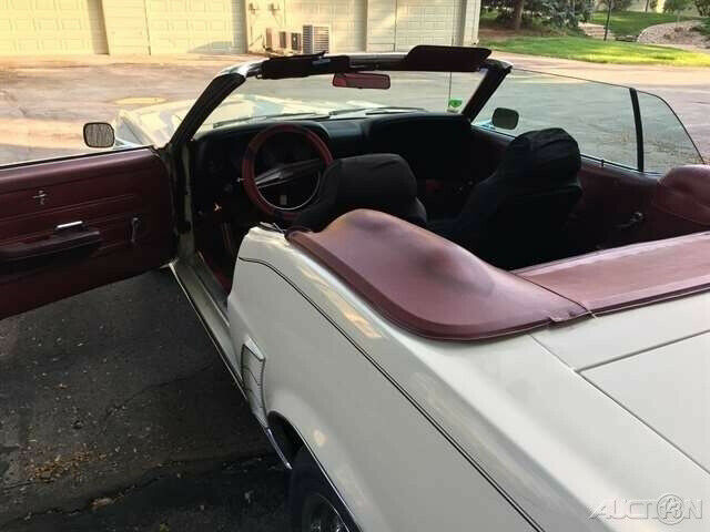 1969 ford mustang automatic 2wd convertible, 90,000 original miles, am/fm radio