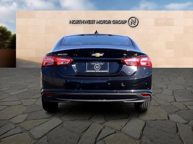 2022 chevrolet malibu fwd lt