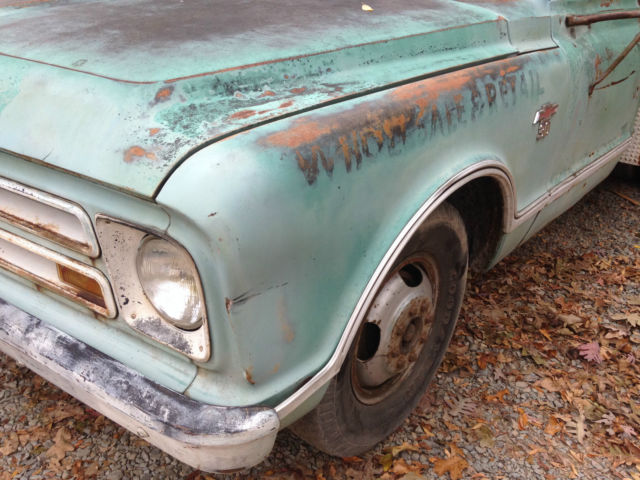 1967 c30 tow truck wrecker drive , restore, rat rod dually great advertising