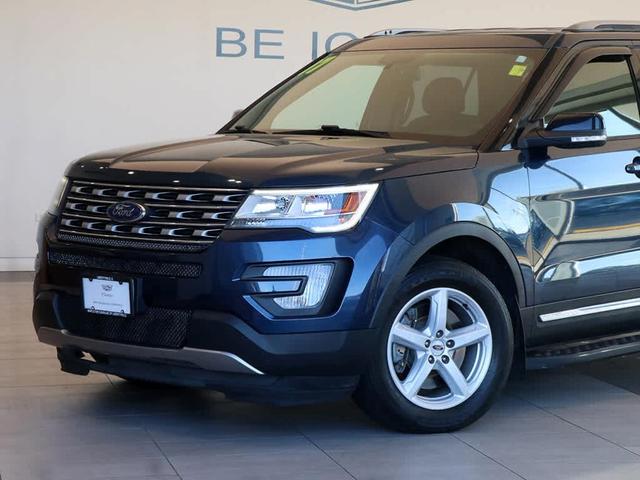 2017 ford explorer xlt