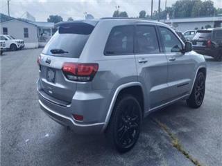 2018 Jeep Grand Cherokee laredo