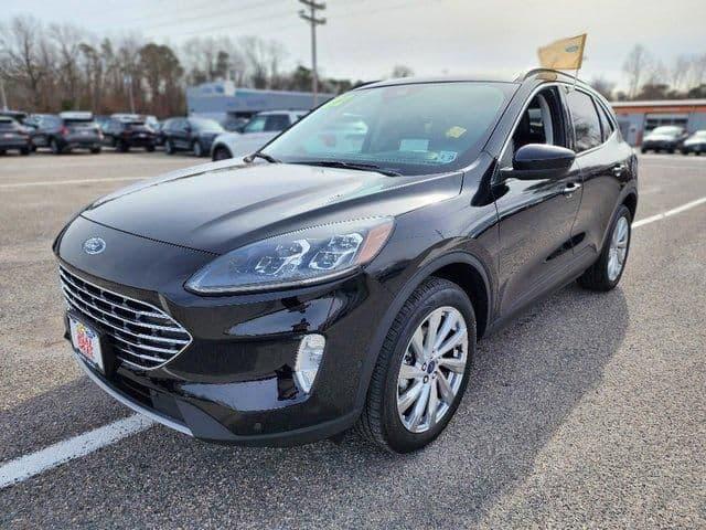 2022 ford escape titanium in lakewood, new jersey