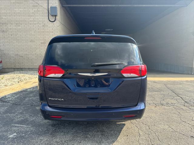 2017 chrysler pacifica touring