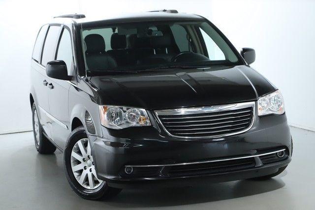 2015 chrysler town & country touring