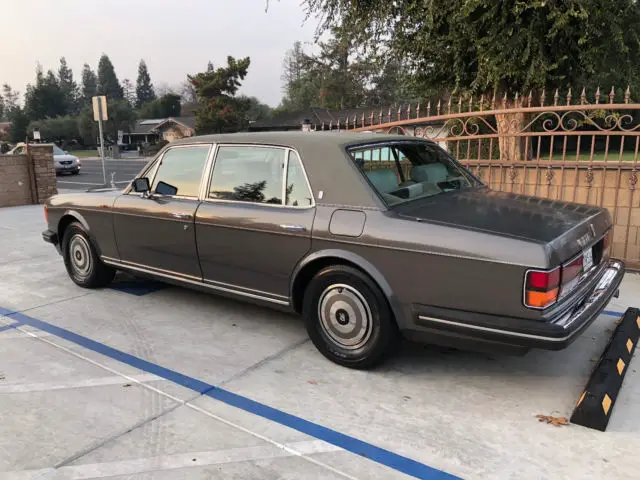 1989 rolls-royse silver spur saloon lwb
