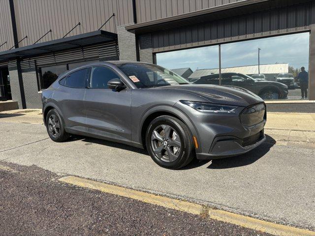 2021 ford mustang mach-e select
