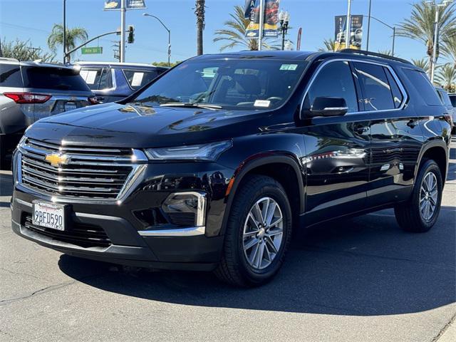 2022 chevrolet traverse lt cloth
