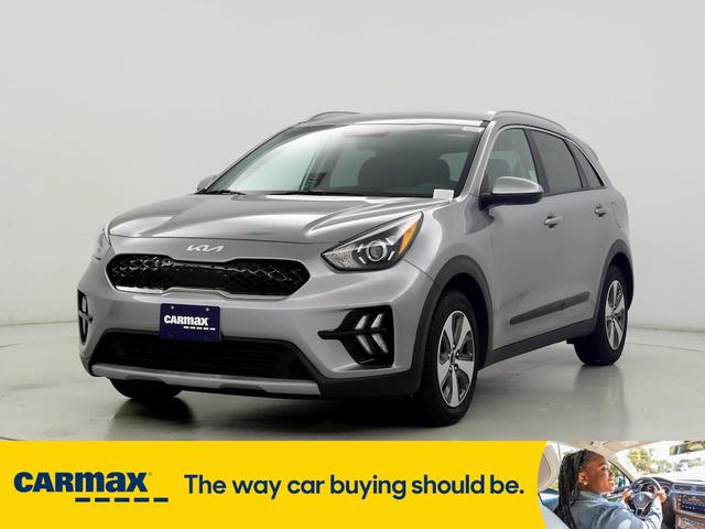 2022 kia niro lx