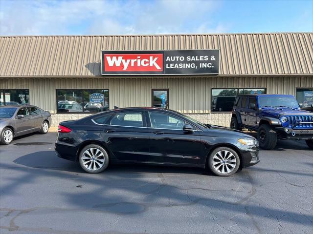 2019 ford fusion se