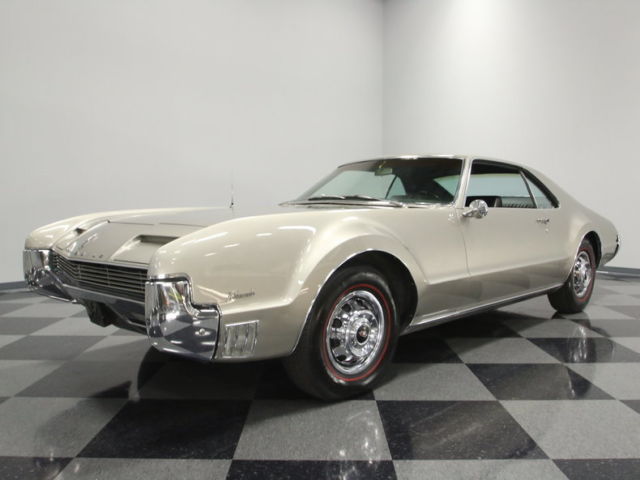 nice mostly original toronado, original warranty card, very clean inside/out
