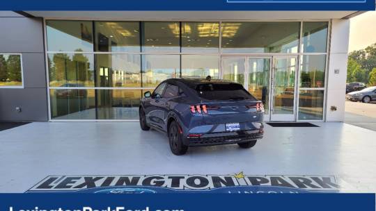 2021 Ford Mustang Mach-E