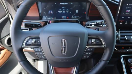 2024 Lincoln Navigator