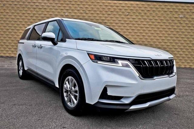 2023 kia carnival lx