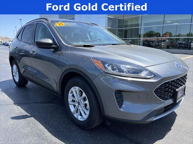 2022 ford escape se