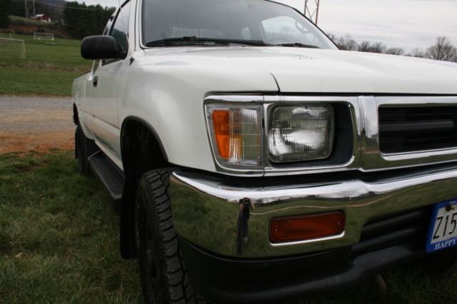 1992 toyota dlx pickup xtra cab truck