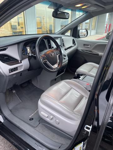 2015 toyota sienna l
