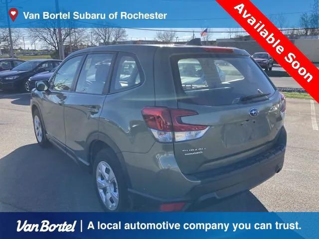 2019 subaru forester base