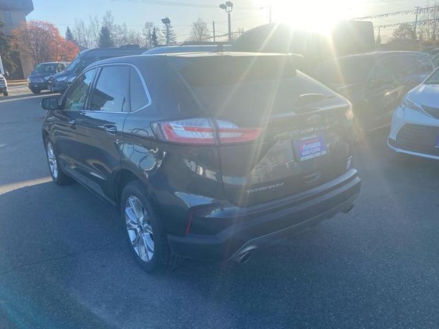 2022 ford edge titanium