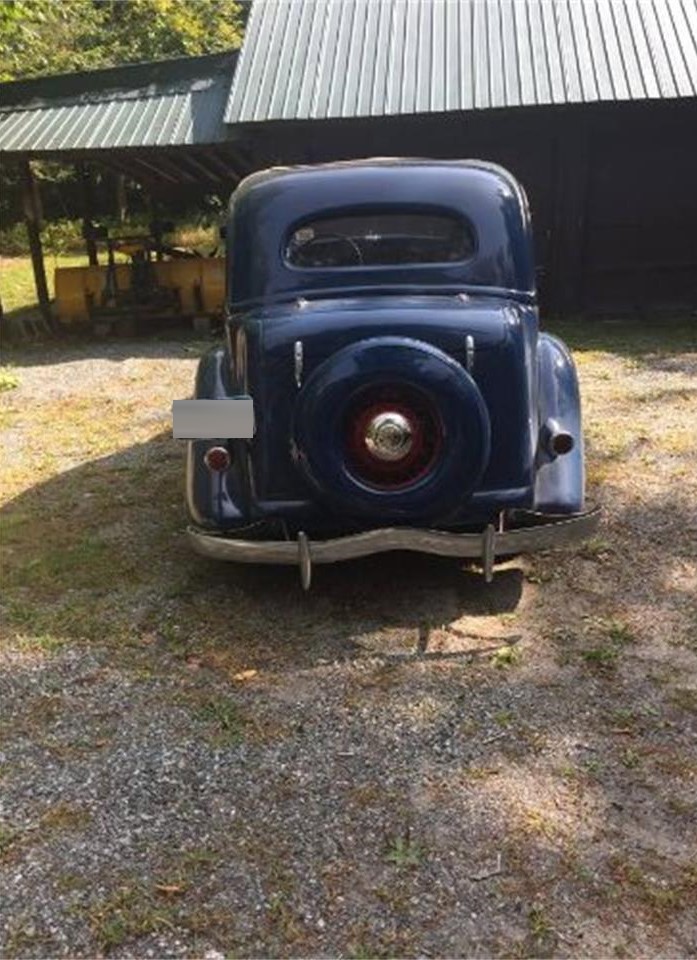 1935 ford 4 dr sedan