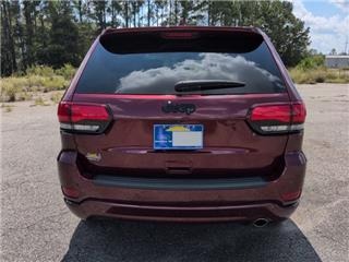 2020 Jeep Grand Cherokee laredo