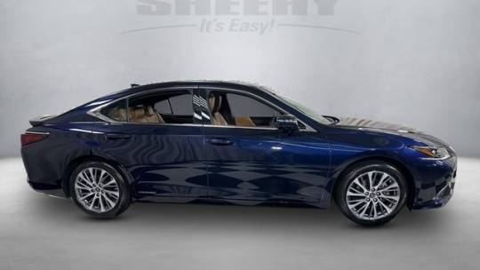 2021 lexus es 300h base