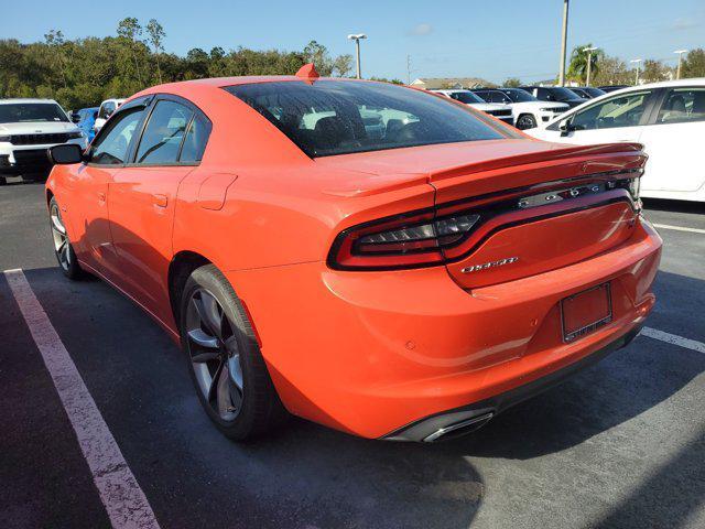 2016 dodge charger road/track