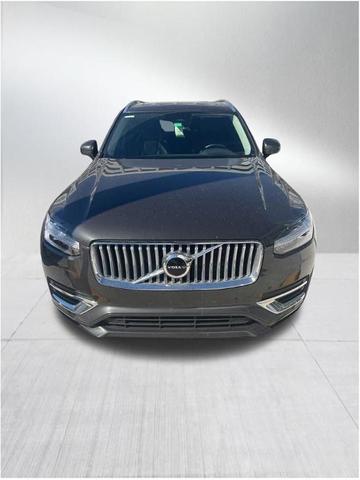 2023 volvo xc90 recharge plug-in hybrid t8 core bright theme