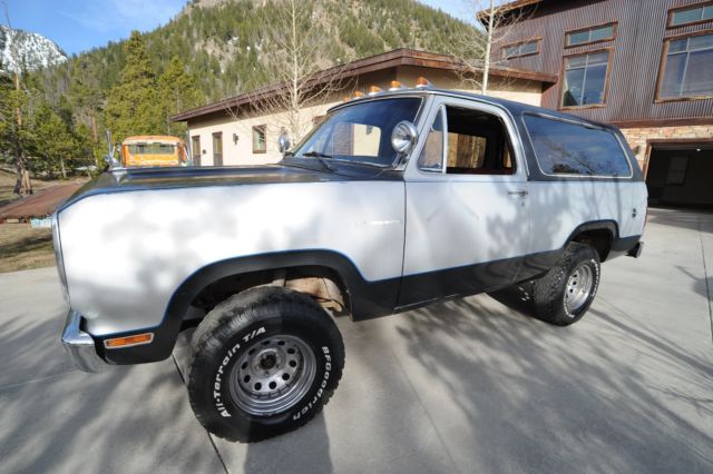 1978 dodge ramcharger-removeable top-minimal rust!!!