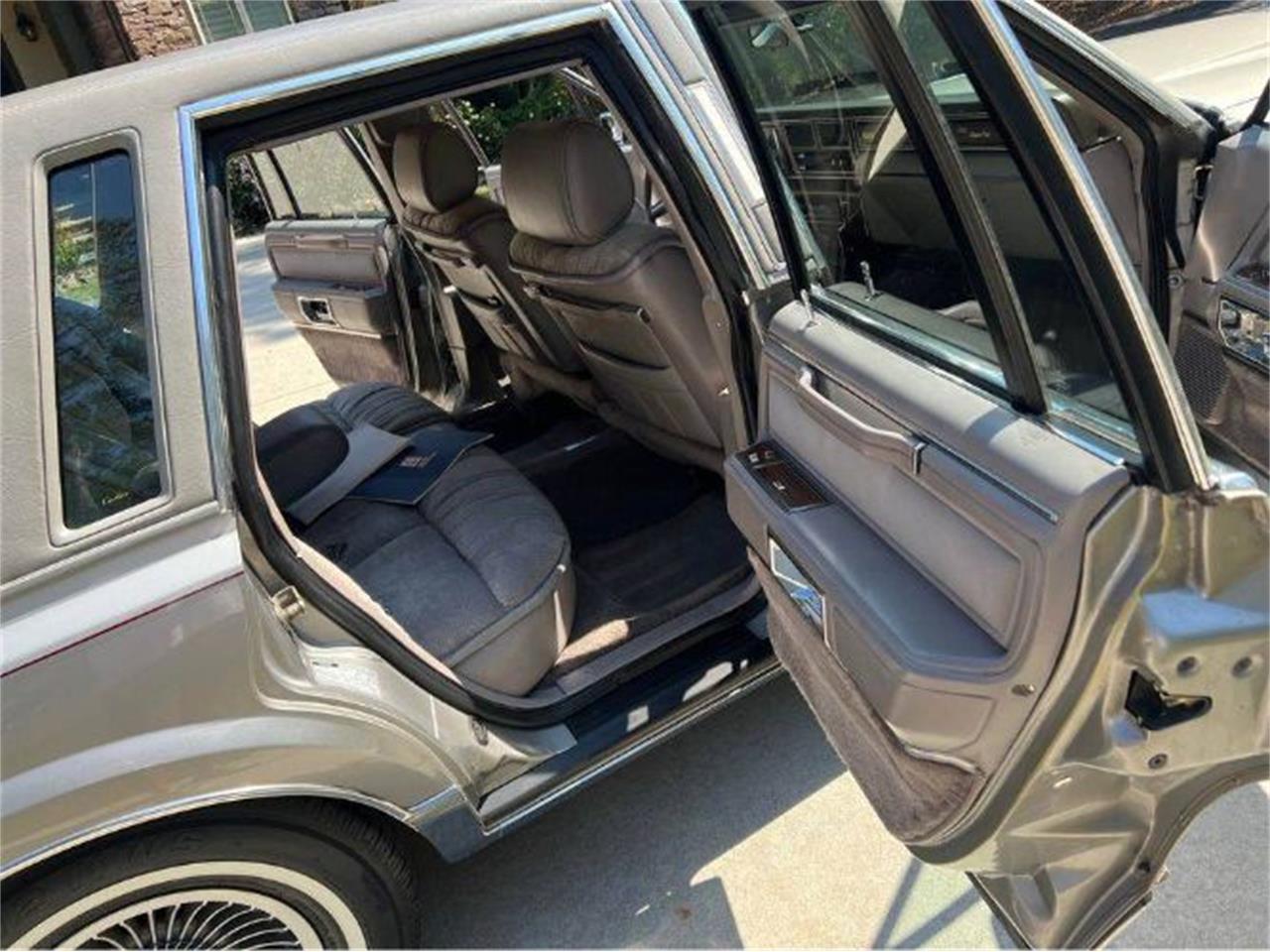 1988 lincoln town car